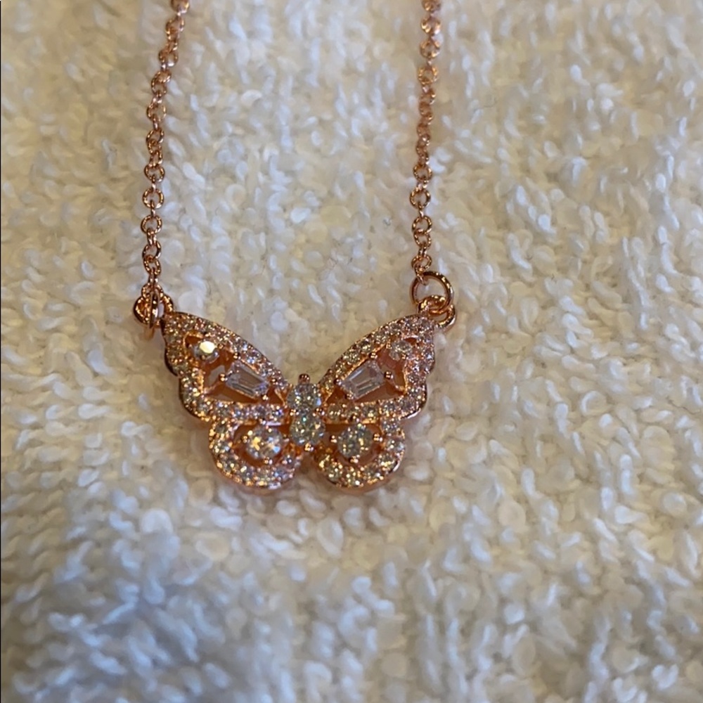 Dainty Rose Gold n Crystal Butterfly Necklace - Picture 5 of 10